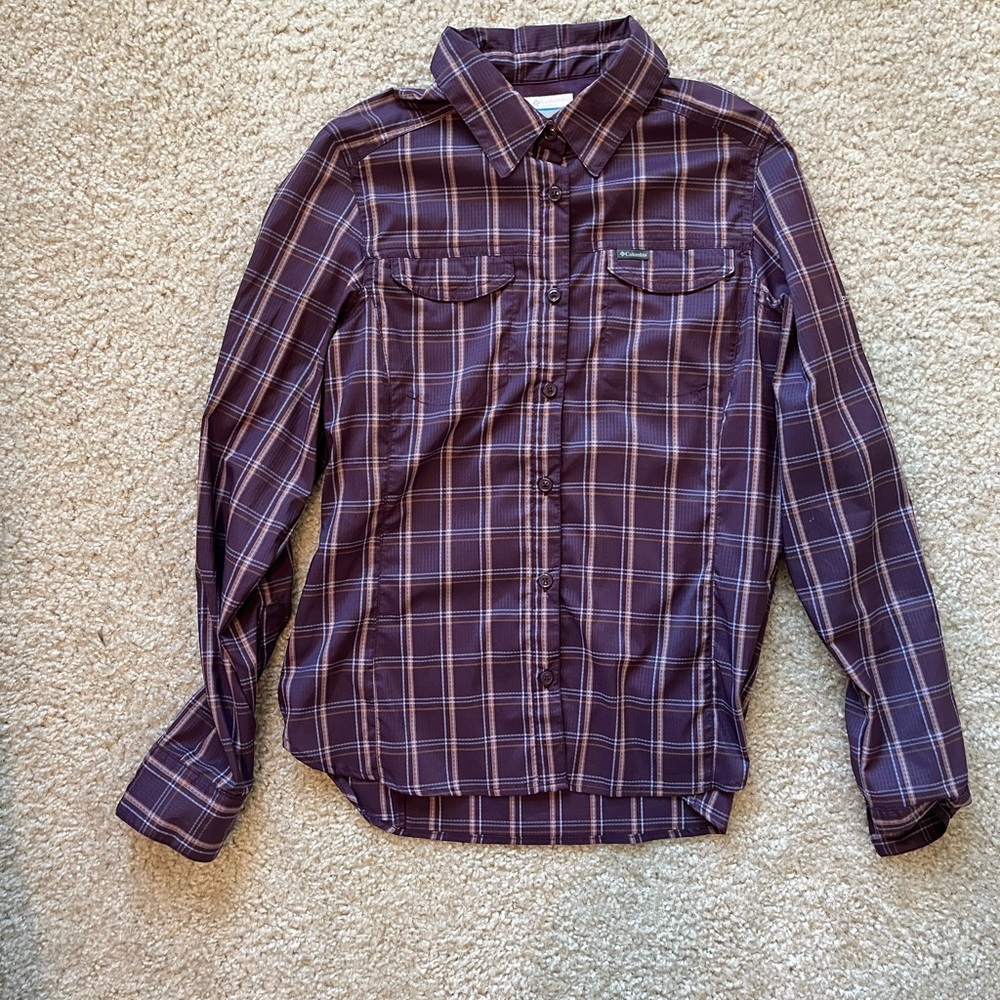 Columbia Sun protective Omni shade shirt, size small new without tag.